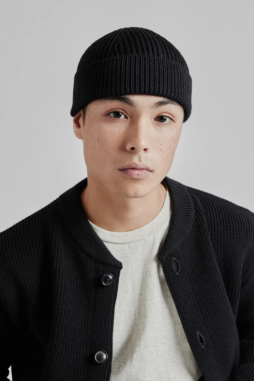Short Beanie - Black