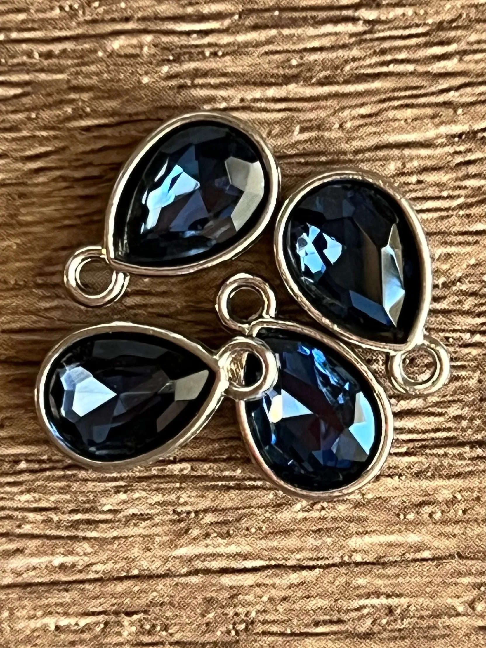 Teardrop Tumbler Handle Charm