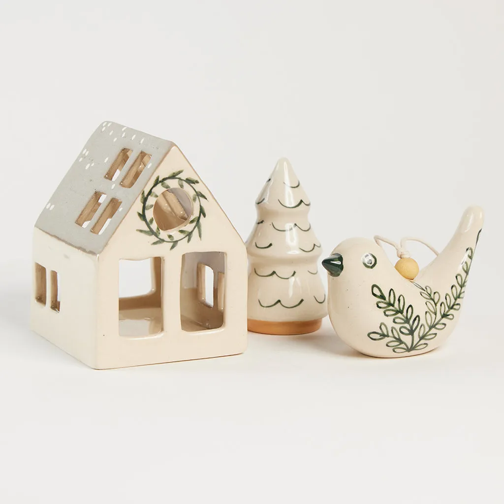 Winter Wreath House Ceramic Tea-Light Holder
