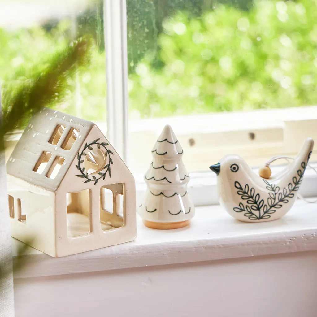 Winter Wreath House Ceramic Tea-Light Holder